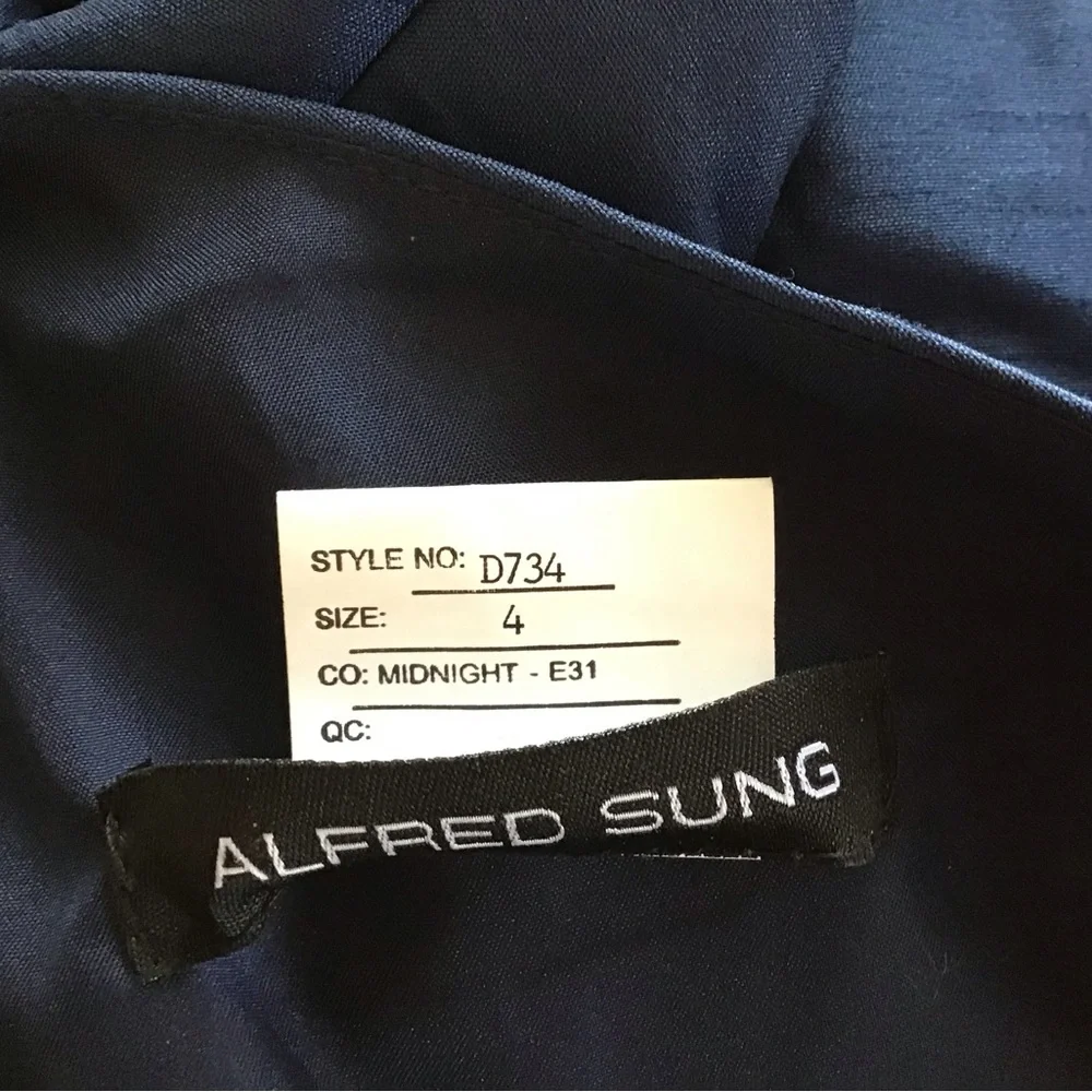 Alfred Sung Bow Open Back Trumpet Gown Blue Jewel Neck Front Slit Size 4 D734 - Picture 10 of 10